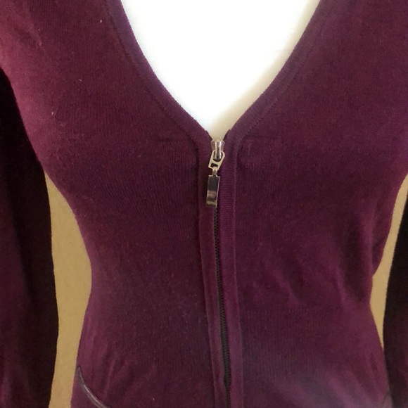 White House|Black Market Plum-Colored Top - Picture 2 of 12